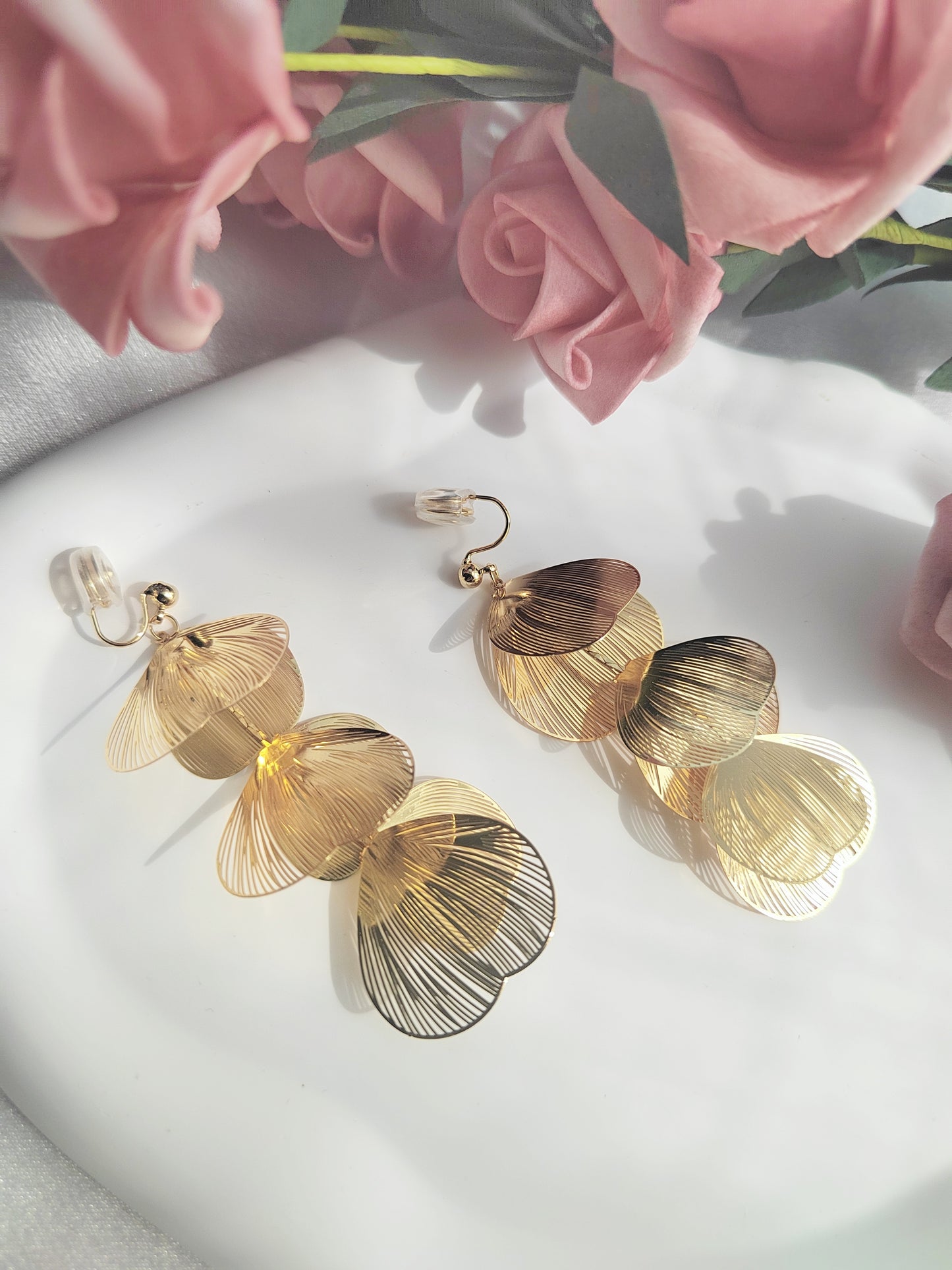 Gold Heart Leaf Tassel Clip-On Earrings – Non-Pierced Ear Clips