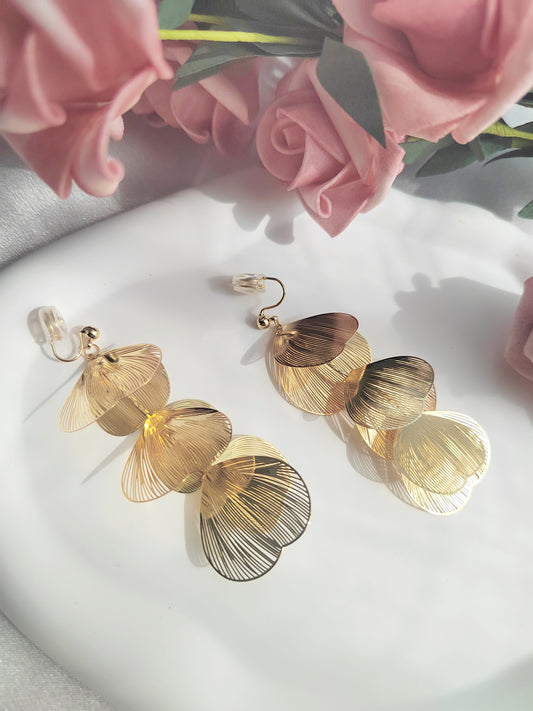 Gold Heart Leaf Tassel Clip-On Earrings – Non-Pierced Ear Clips