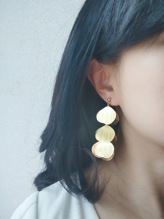 Gold Heart Leaf Tassel Clip-On Earrings – Non-Pierced Ear Clips