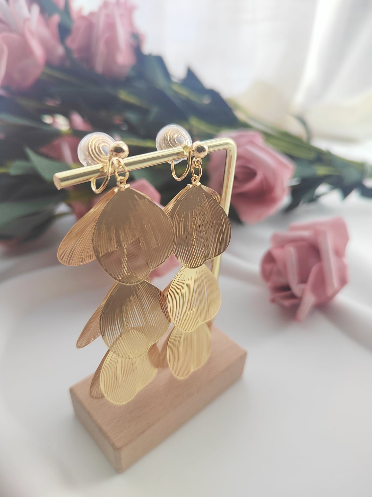 Gold Heart Leaf Tassel Clip-On Earrings – Non-Pierced Ear Clips