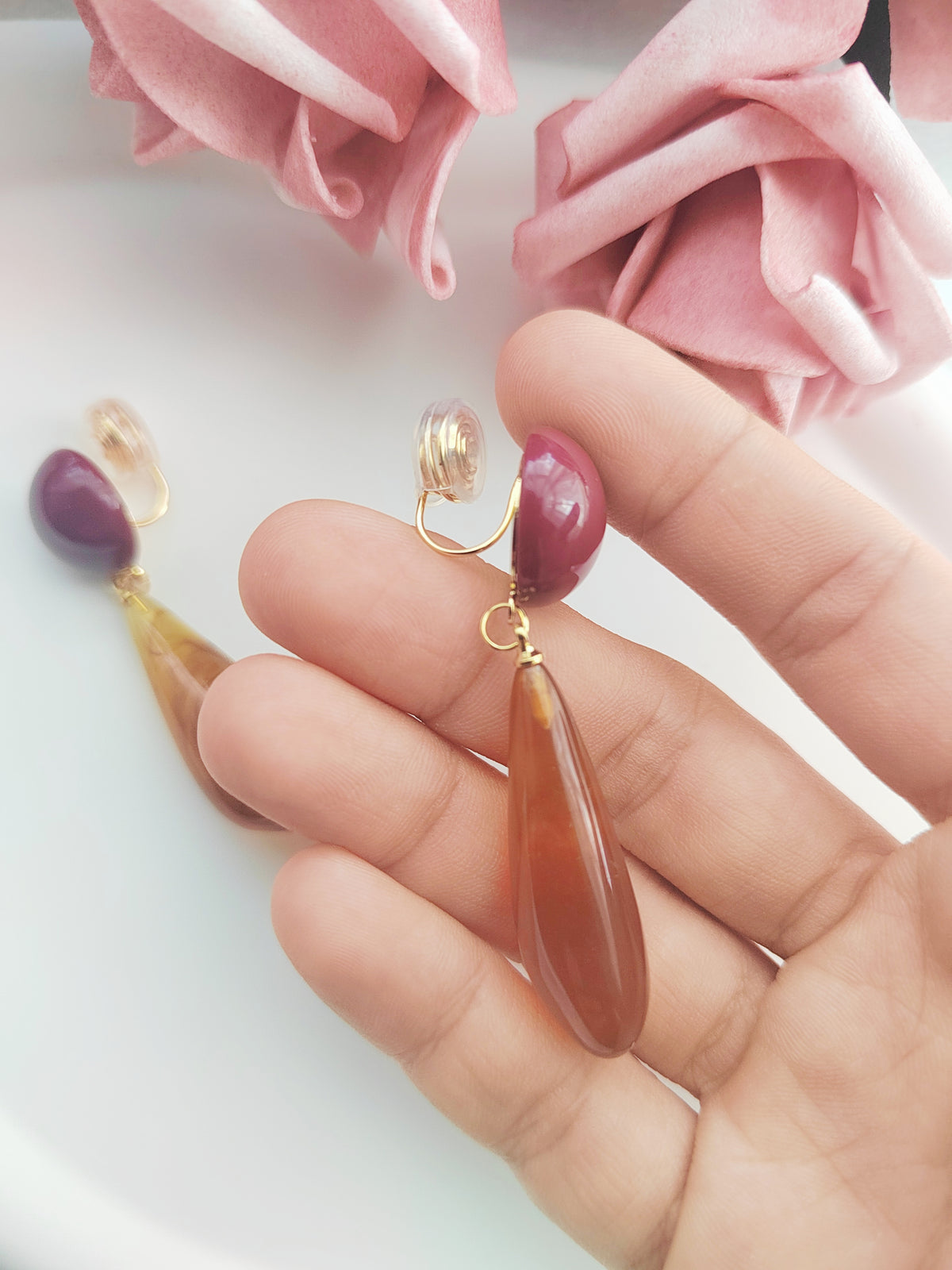 Resin Drop Clip-On Earrings –Gradient Brown Non-Pierced Ear Clips