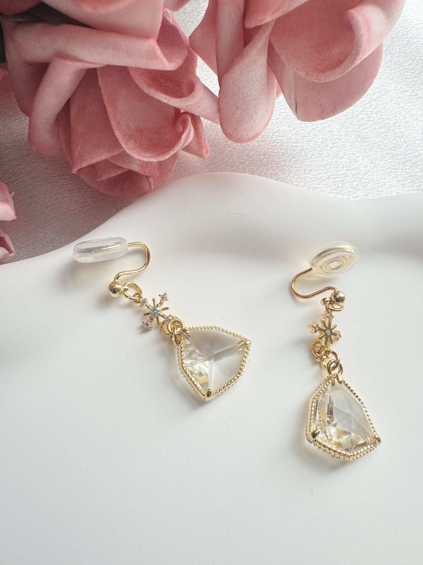 Vintage Snowflake Triangle Glass Drop Clip-On Earrings – Non-Pierced Ear Clips
