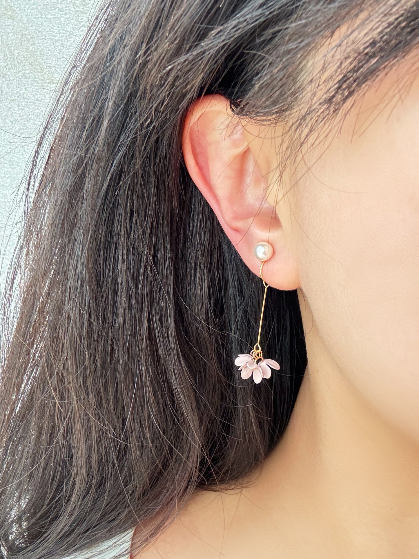 Pink Flowers Pearl Clip-On Earrings – Pearl Flora Dangle Non-Pierced Ear Clips