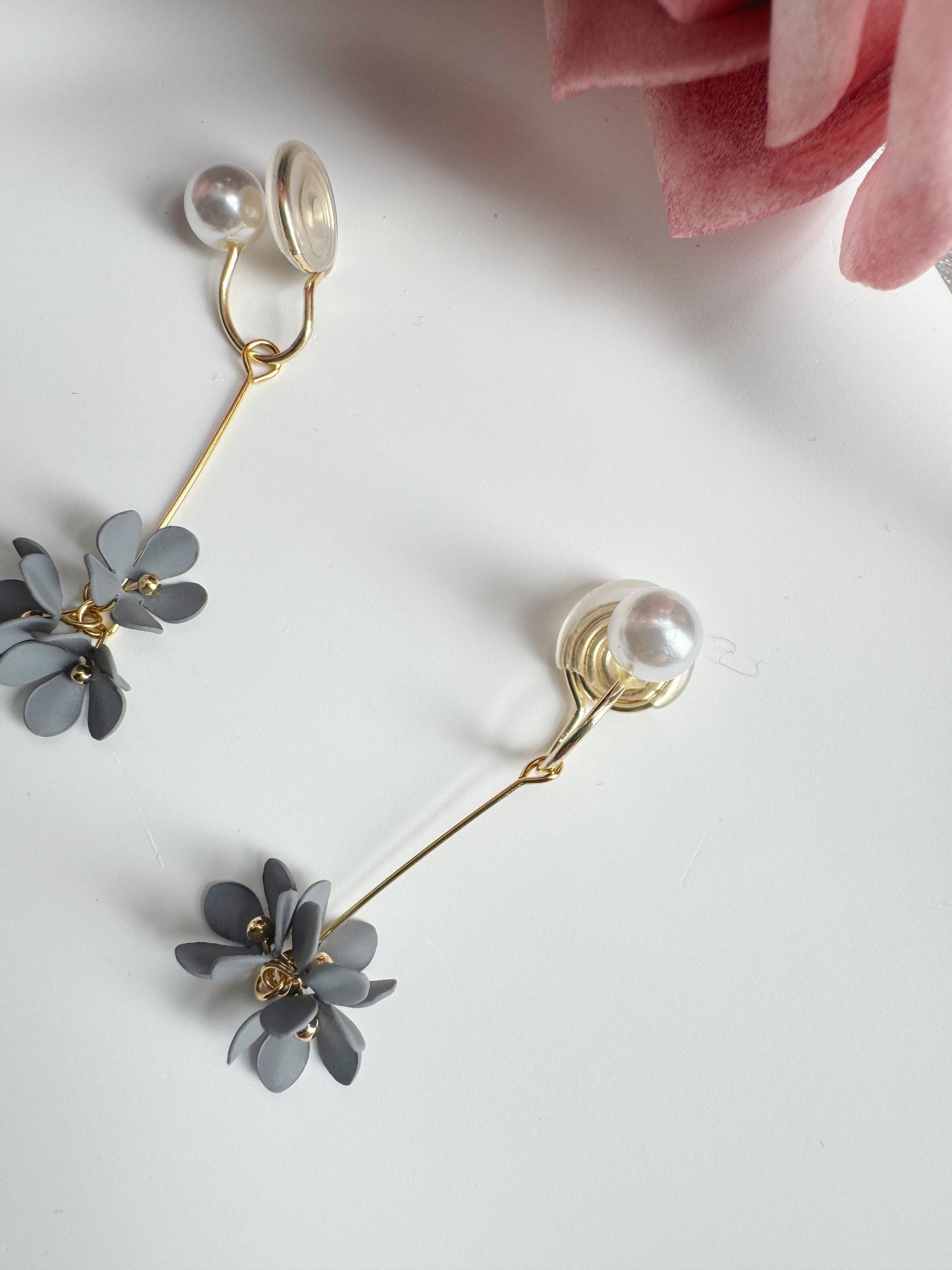 Blue Flowers Pearl Clip-On Earrings – Pearl Flora Dangle Non-Pierced Ear Clips