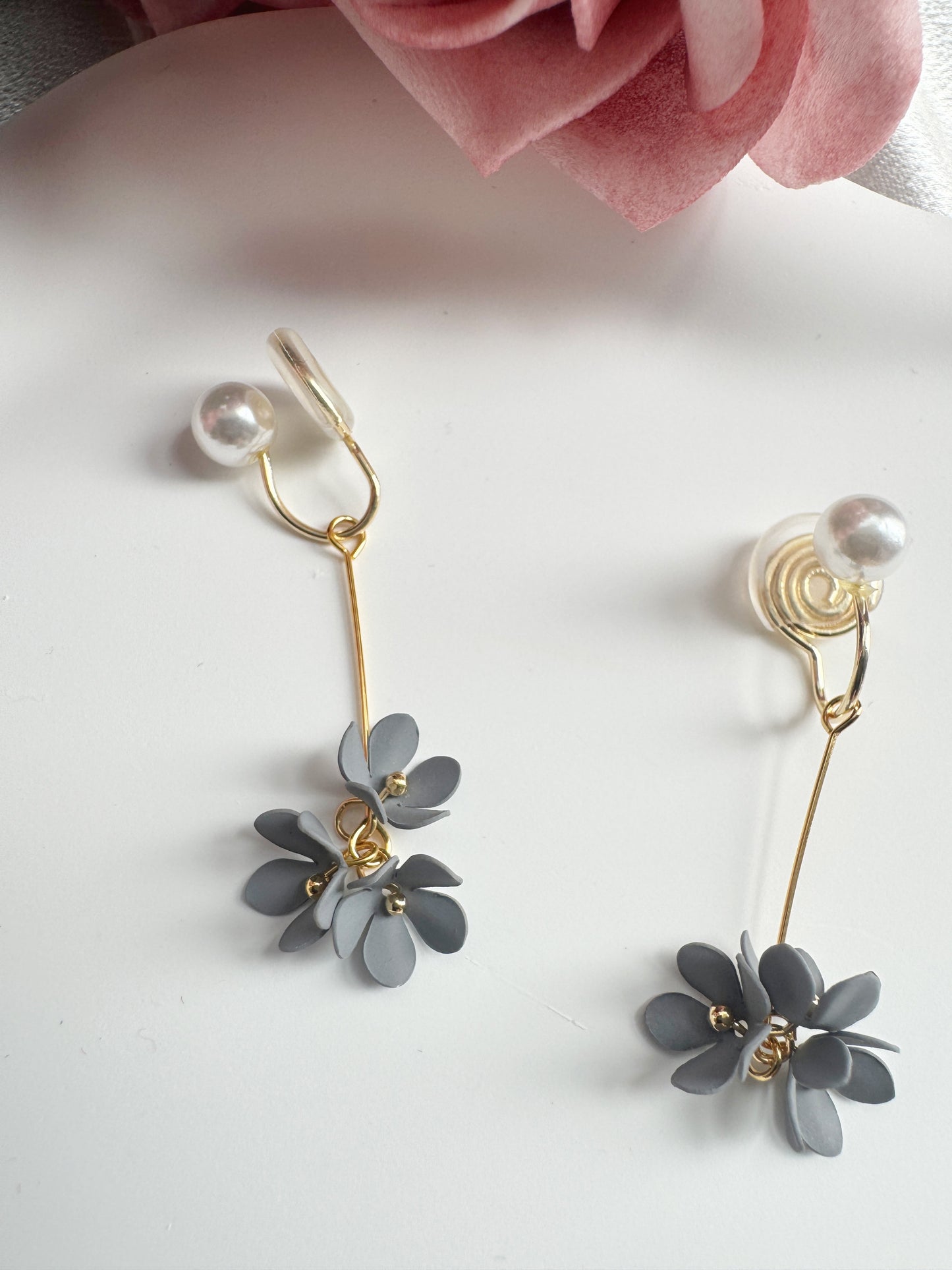 Blue Flowers Pearl Clip-On Earrings – Pearl Flora Dangle Non-Pierced Ear Clips