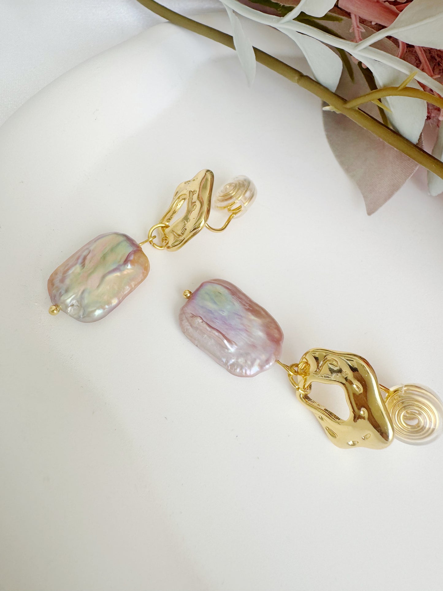 Baroque Pearl Clip-On Earrings – Pink Pearl Non-Pierced Ear Clips