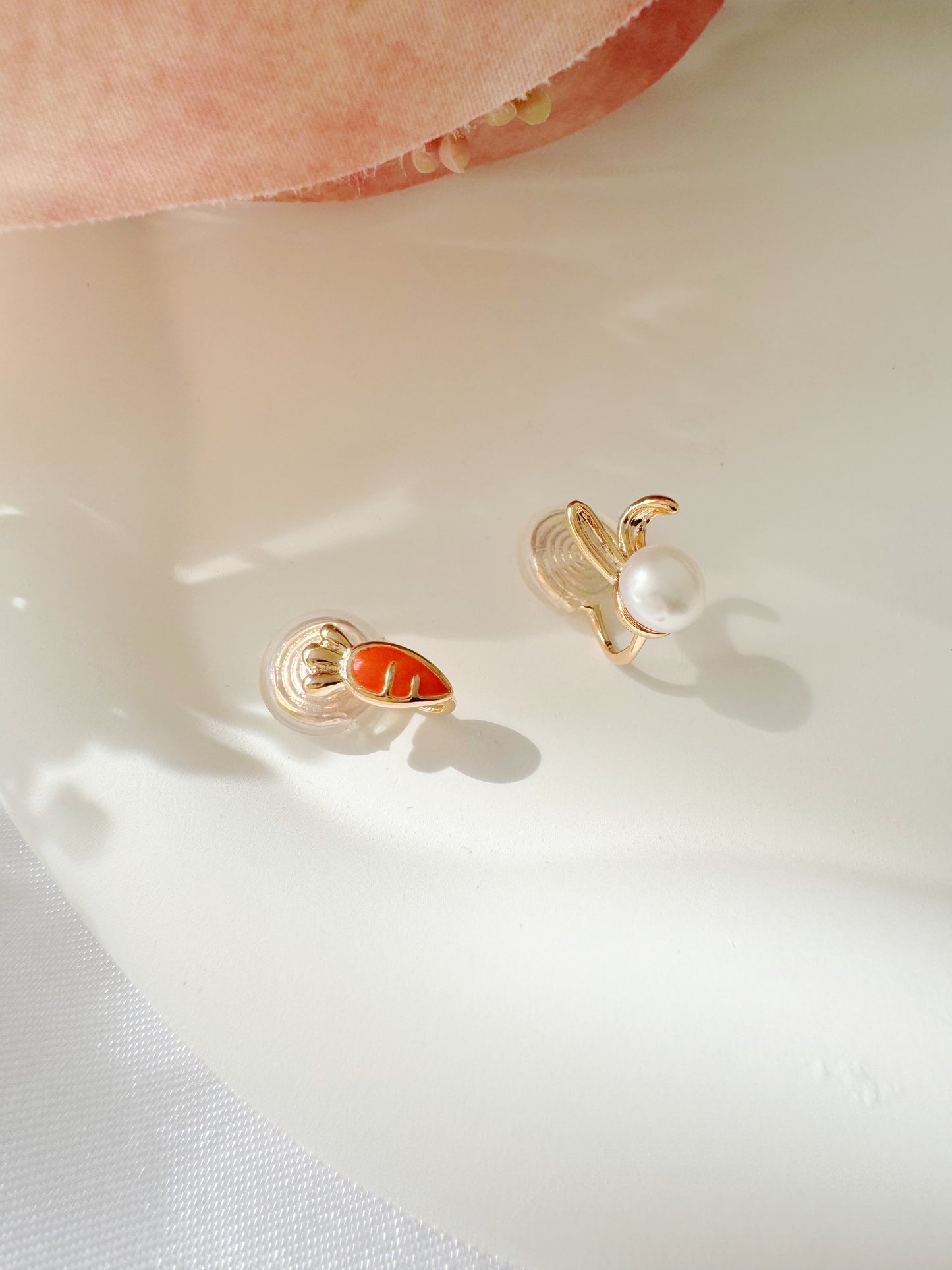 Mismatched Carrot and Pearl Bunny Clip-On Earrings – Non-Pierced Ear Clips