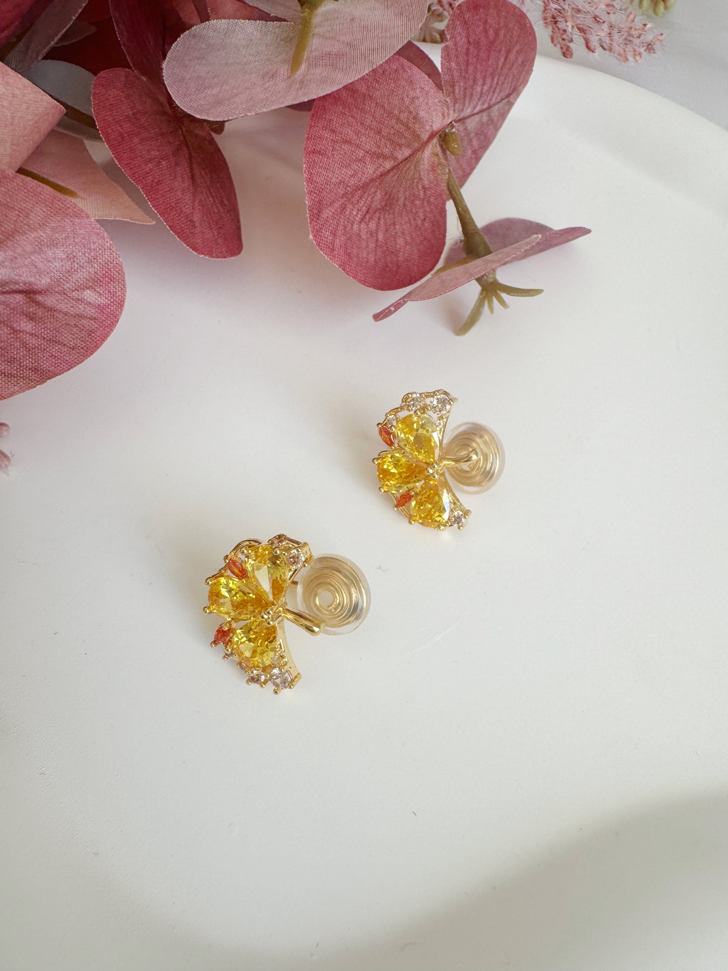 Gold Ginkgo Leaf Zircon Stud Clip-On Earrings - Non-Pierced Ear Clips