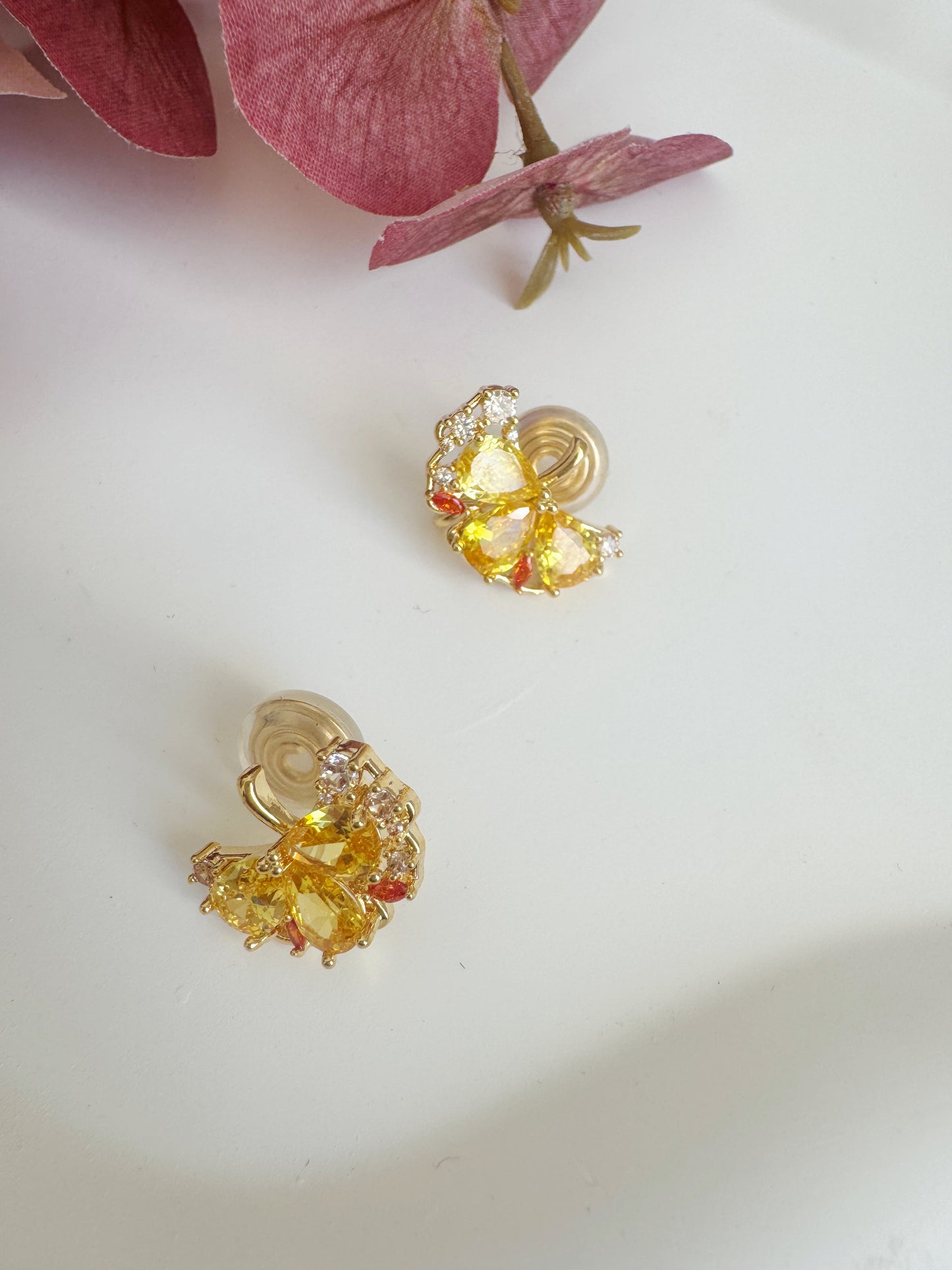 Gold Ginkgo Leaf Zircon Stud Clip-On Earrings - Non-Pierced Ear Clips