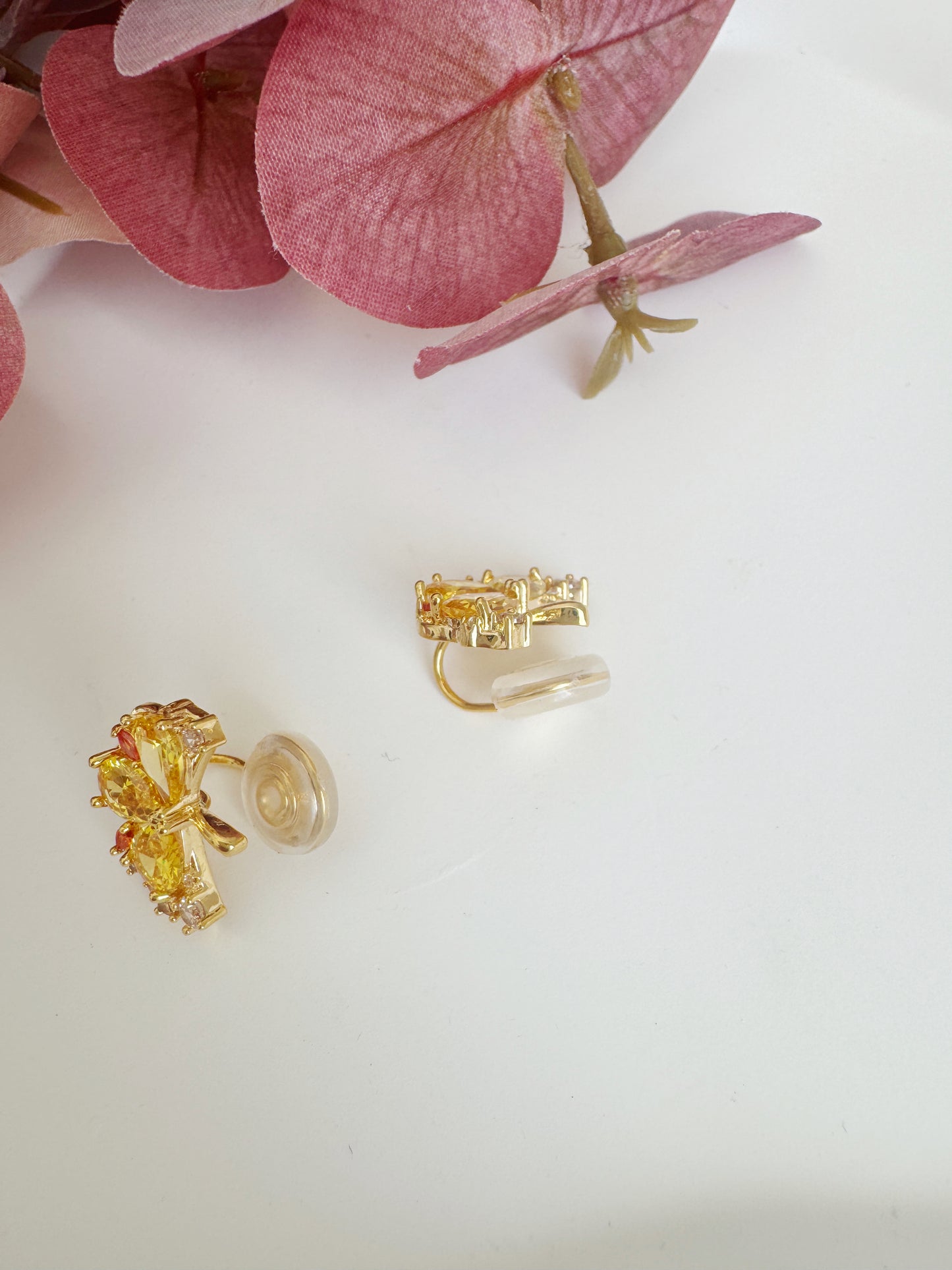 Gold Ginkgo Leaf Zircon Stud Clip-On Earrings - Non-Pierced Ear Clips
