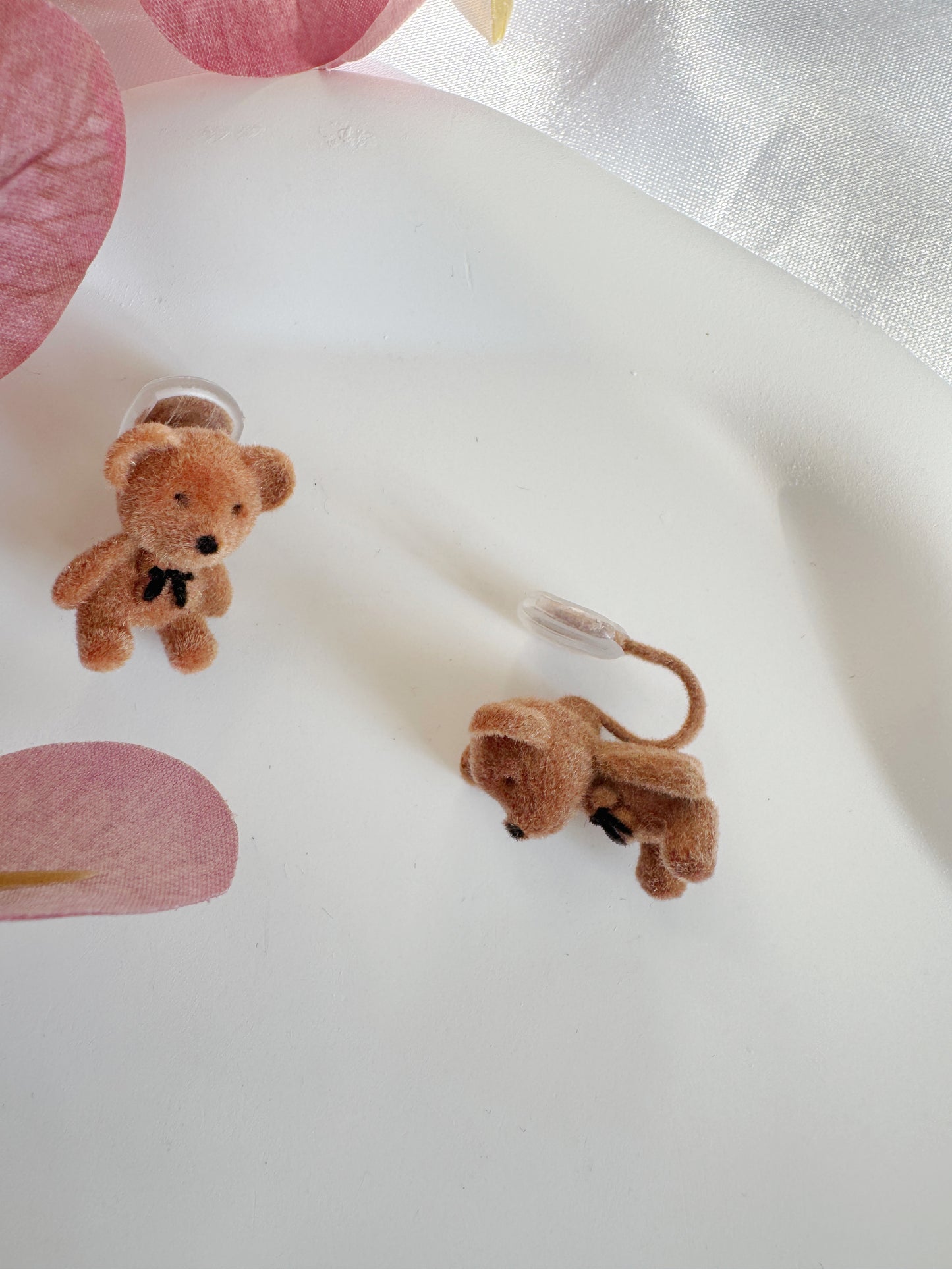Cute Teddy Bear Clip-On Earrings – Kawaii Non-Pierced Ear Clips