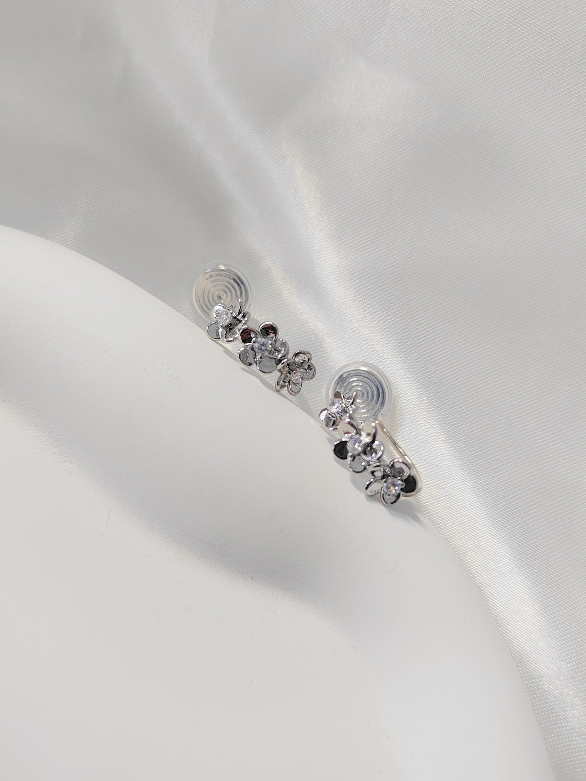 Silver Flowers Hoop Clip-On Earrings - Non-Pierced Ear Clips
