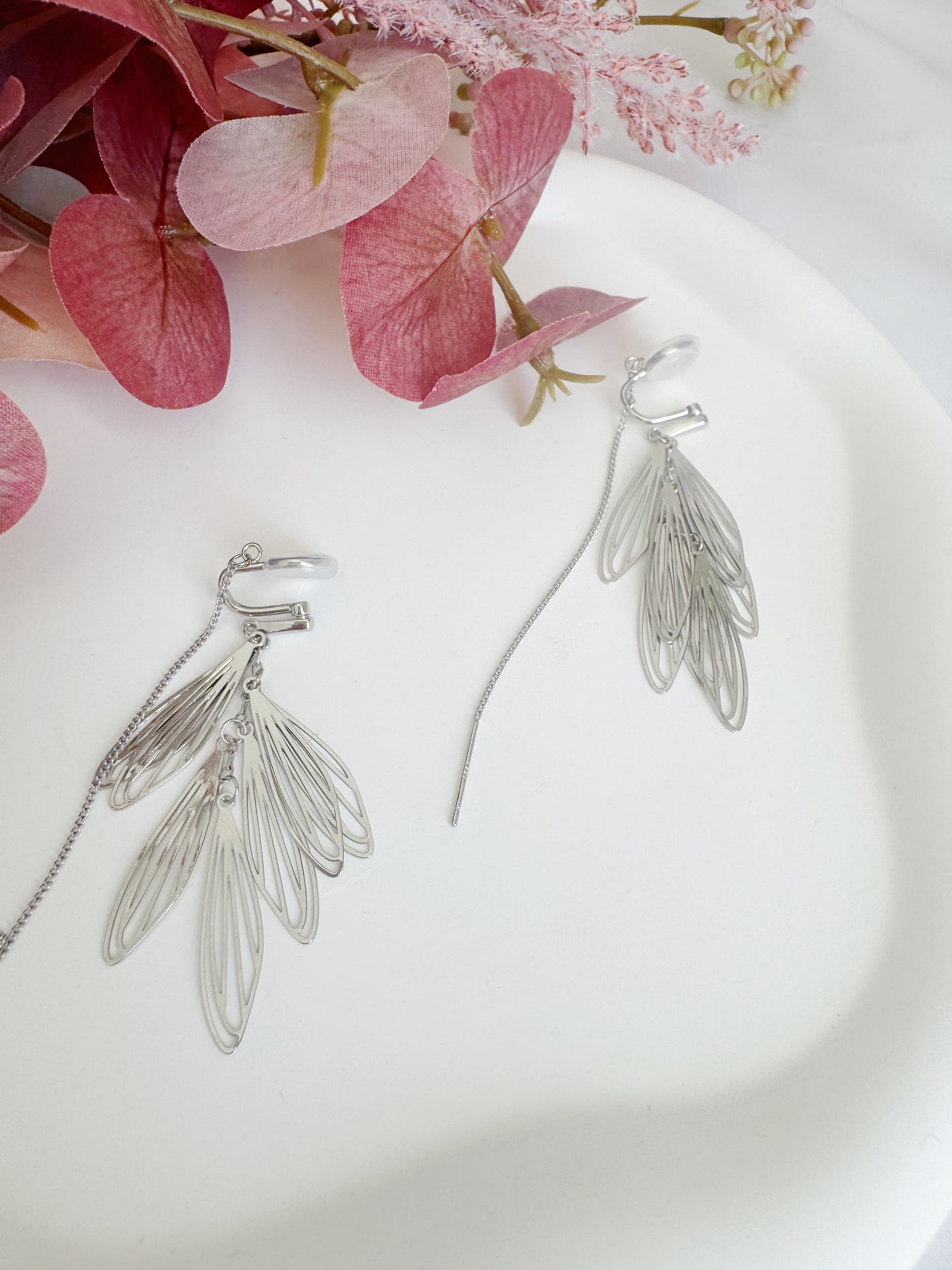 Gold/Silver Leaf Tassel Clip-On Earrings – Gold/Silver Non-Pierced Ear Clips