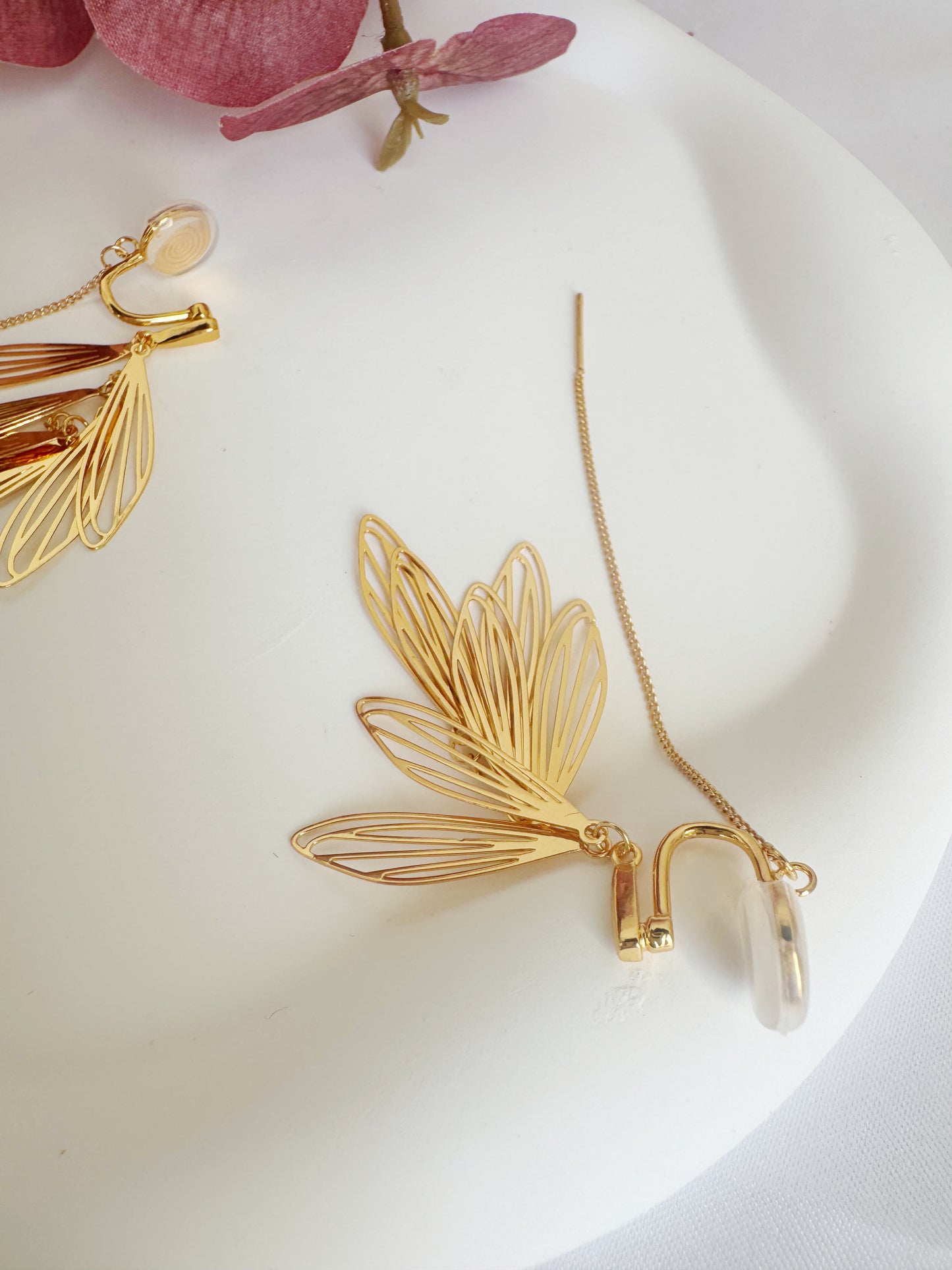 Gold/Silver Leaf Tassel Clip-On Earrings – Gold/Silver Non-Pierced Ear Clips