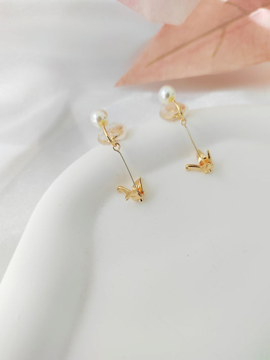 14K Gold Crane Clip-On Earrings – Freshwater Pearl Non-Pierced Ear Clips