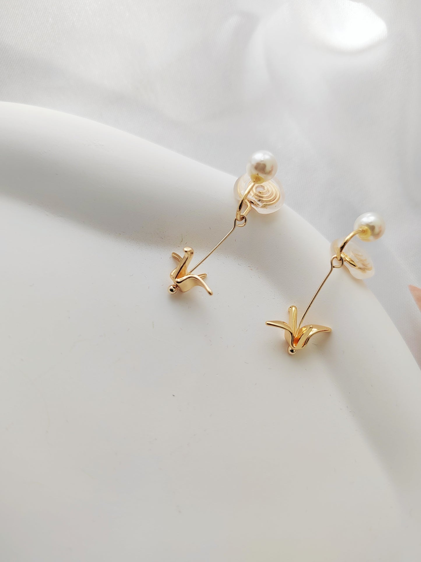 14K Gold Crane Clip-On Earrings – Freshwater Pearl Non-Pierced Ear Clips