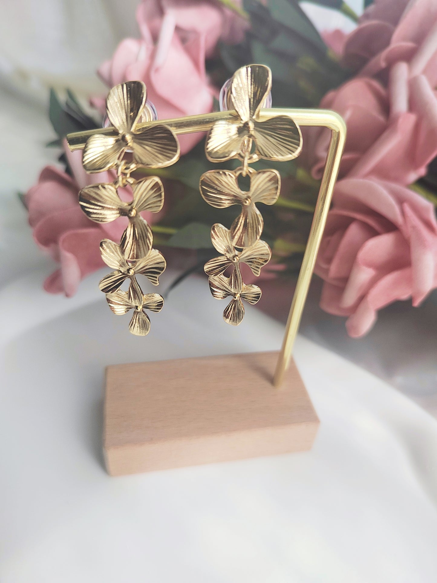 Golden Vine Floral Clip-On Earrings – Non-Pierced Ear Clips