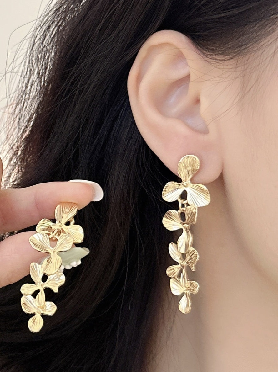 Golden Vine Floral Clip-On Earrings – Non-Pierced Ear Clips
