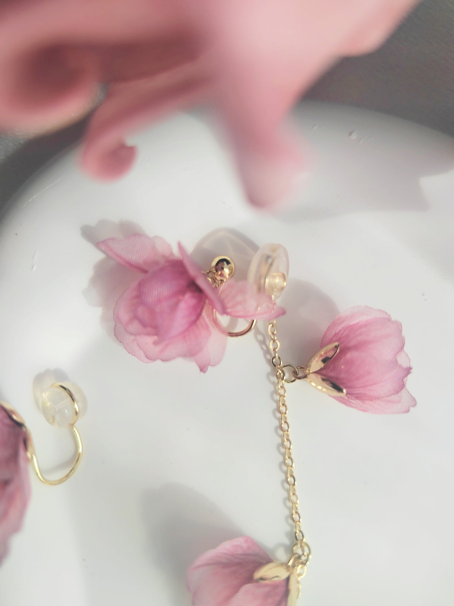 Mismatched Pink Flower Clip-On Earrings – Pink Floral Non-Pierced Ear Clips