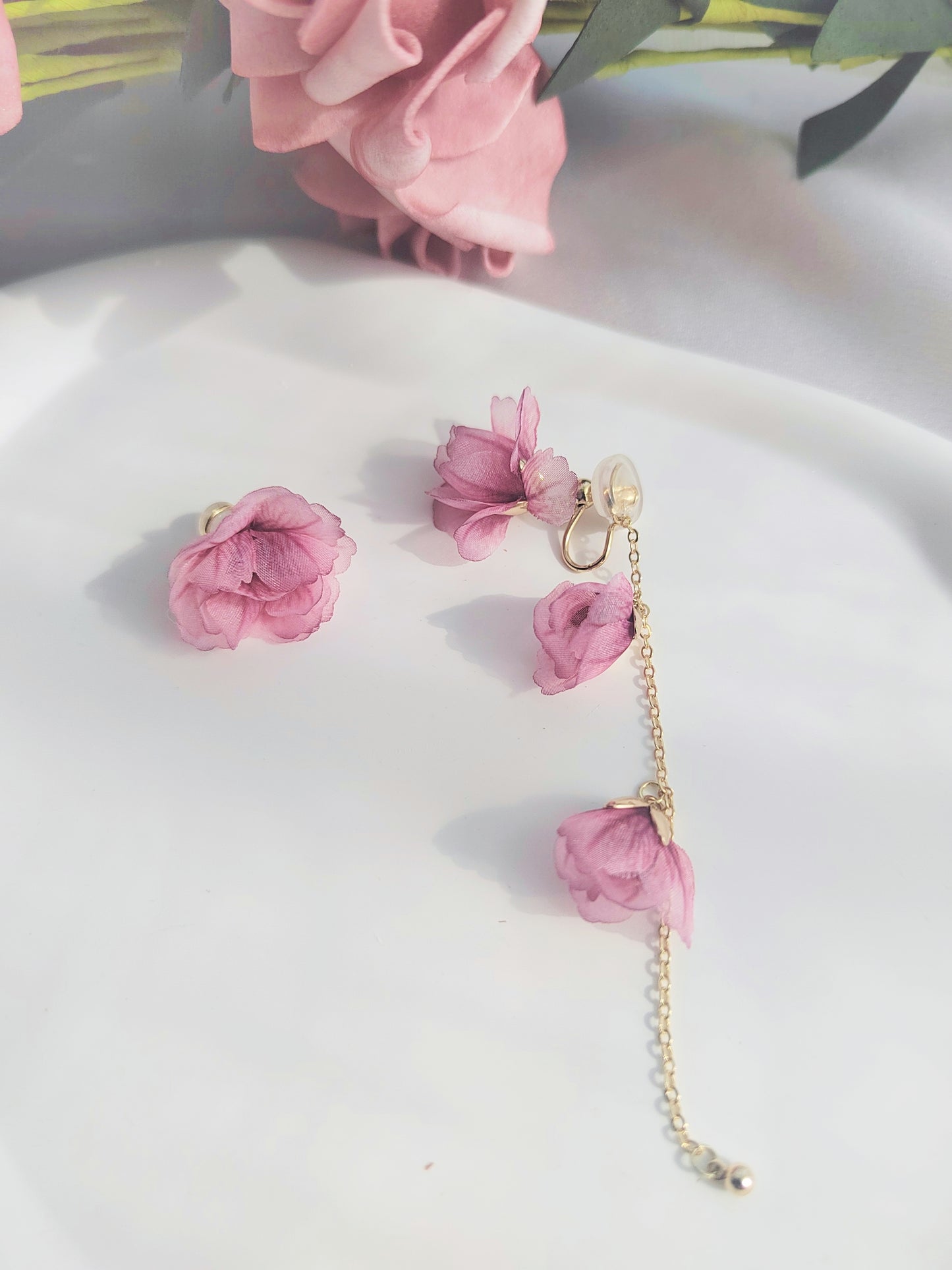 Mismatched Pink Flower Clip-On Earrings – Pink Floral Non-Pierced Ear Clips